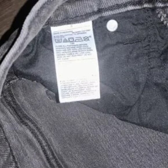 Lady's vintage raw hem size 6 straight high waisted jeans secret pockets NWOT - Picture 10 of 14